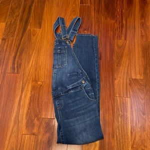 🎀3/$20 Thyme Maternity Overalls